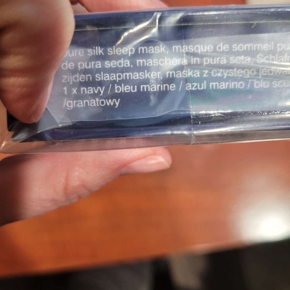 Slip Silk Sleep Mask Navy (4.4 Amazon Review) NIB retail $69 - Picture 3 of 6